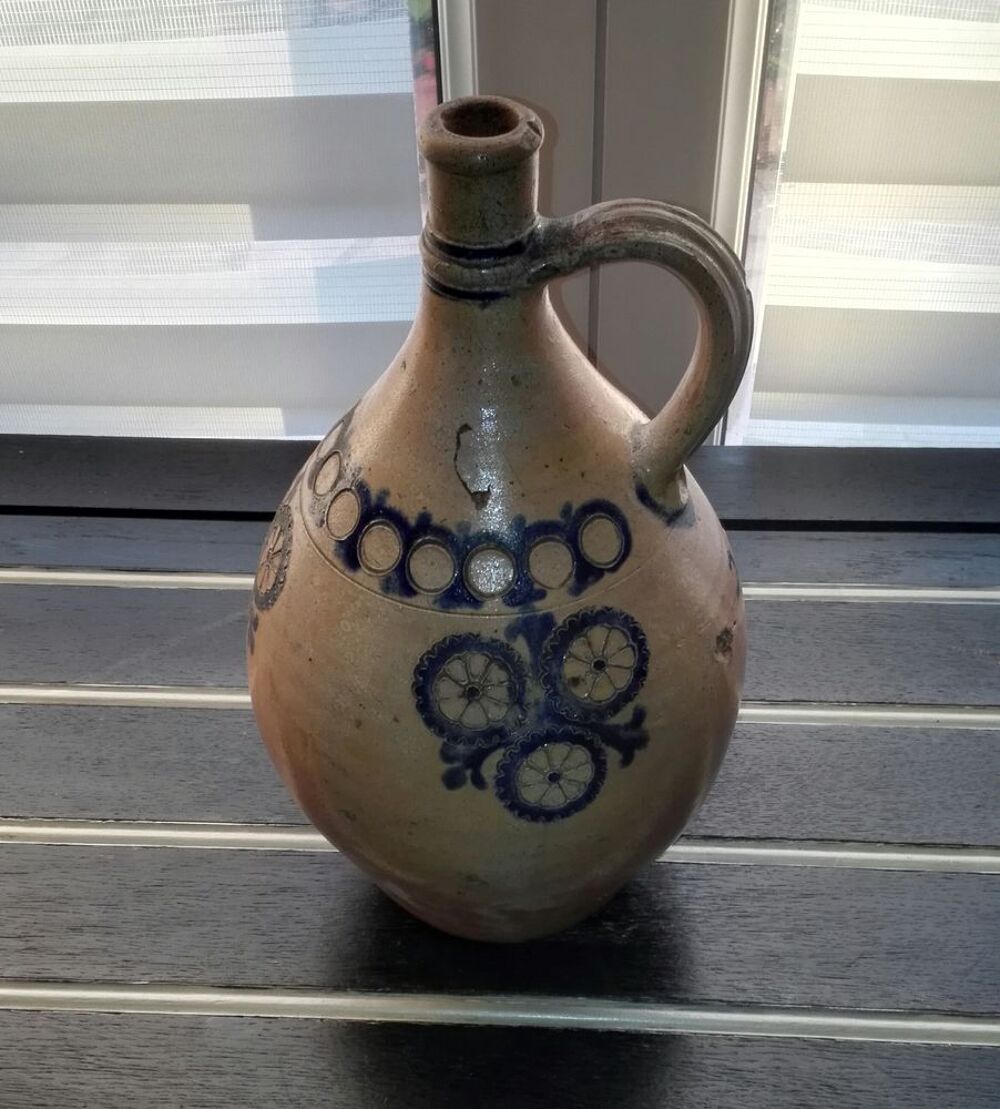 Cruche en gr&egrave;s &agrave; eau de vie "schnaps" fin du 18&egrave;me si&egrave;cle 
