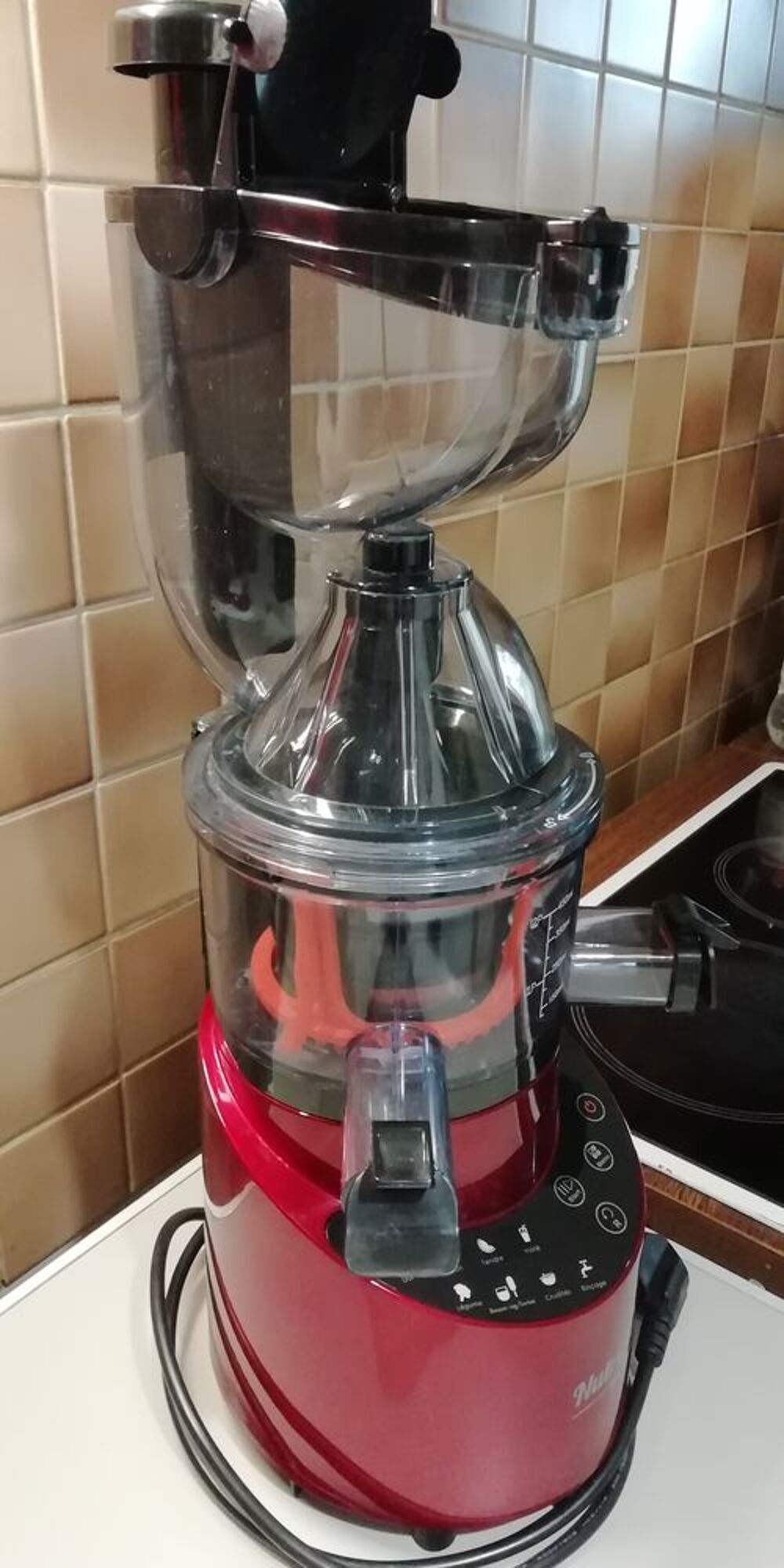 Extracteur de jus &agrave; froid SIMEO Electroménager