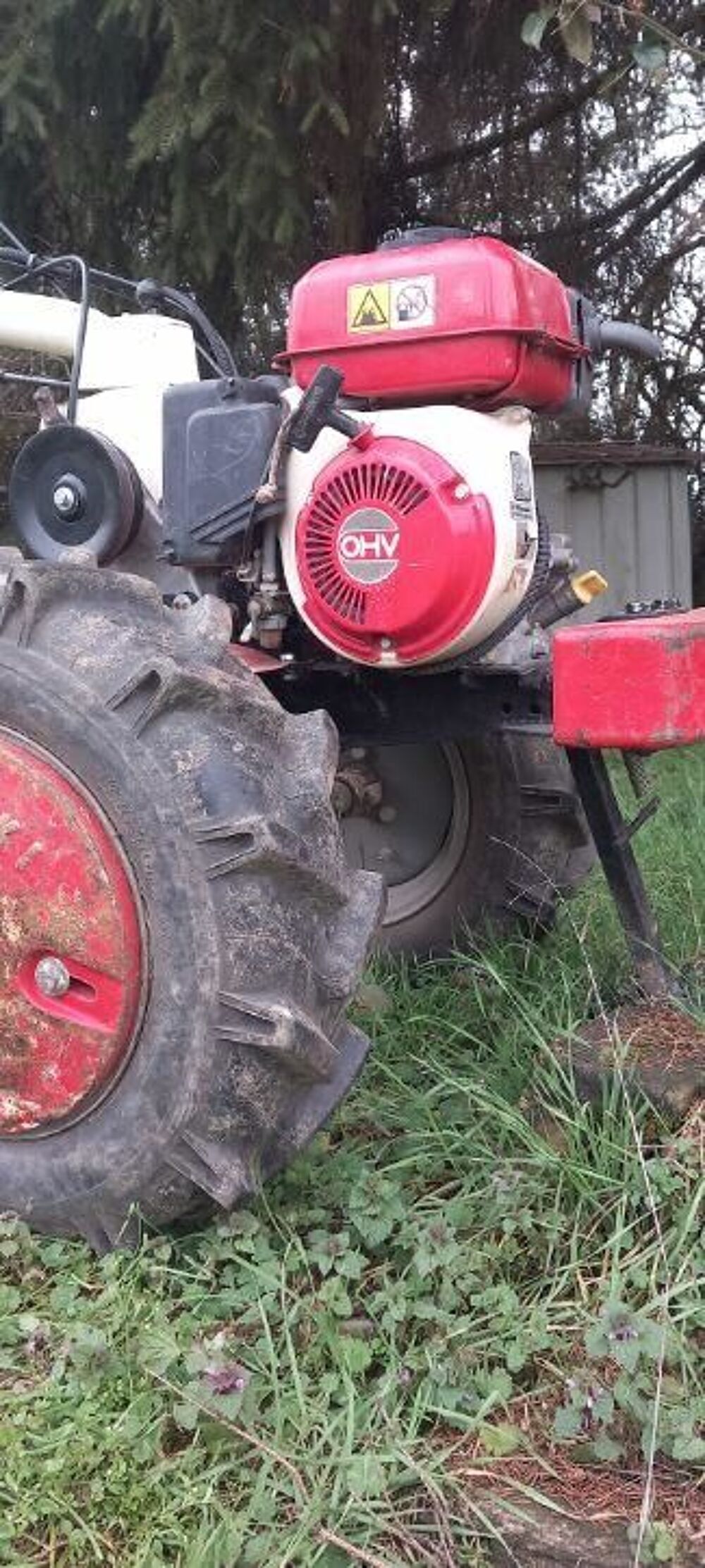 motoculteur ISEKI SA 373 + charrue fraises roto Jardin