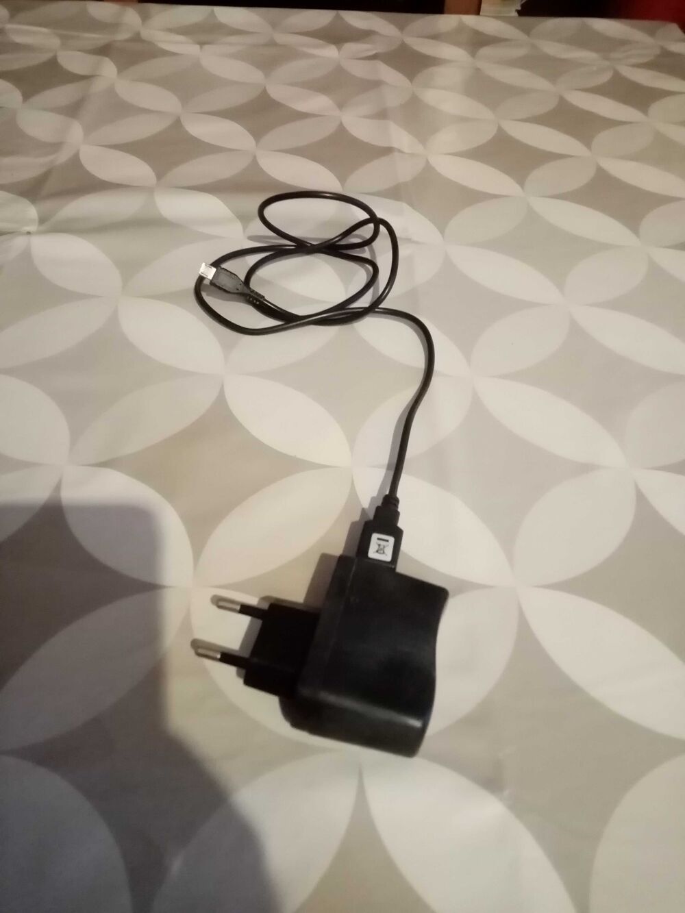 chargeur secteur y6 2019 Huawei noire Téléphones et tablettes
