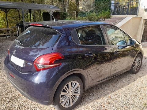 Peugeot 208 1.2 PureTech 82ch BVM5 Allure 2016 occasion Bergerac 24100