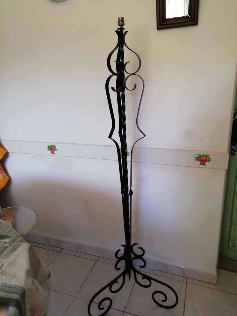 LAMPADAIRE VINTAGE FER FORGE Décoration