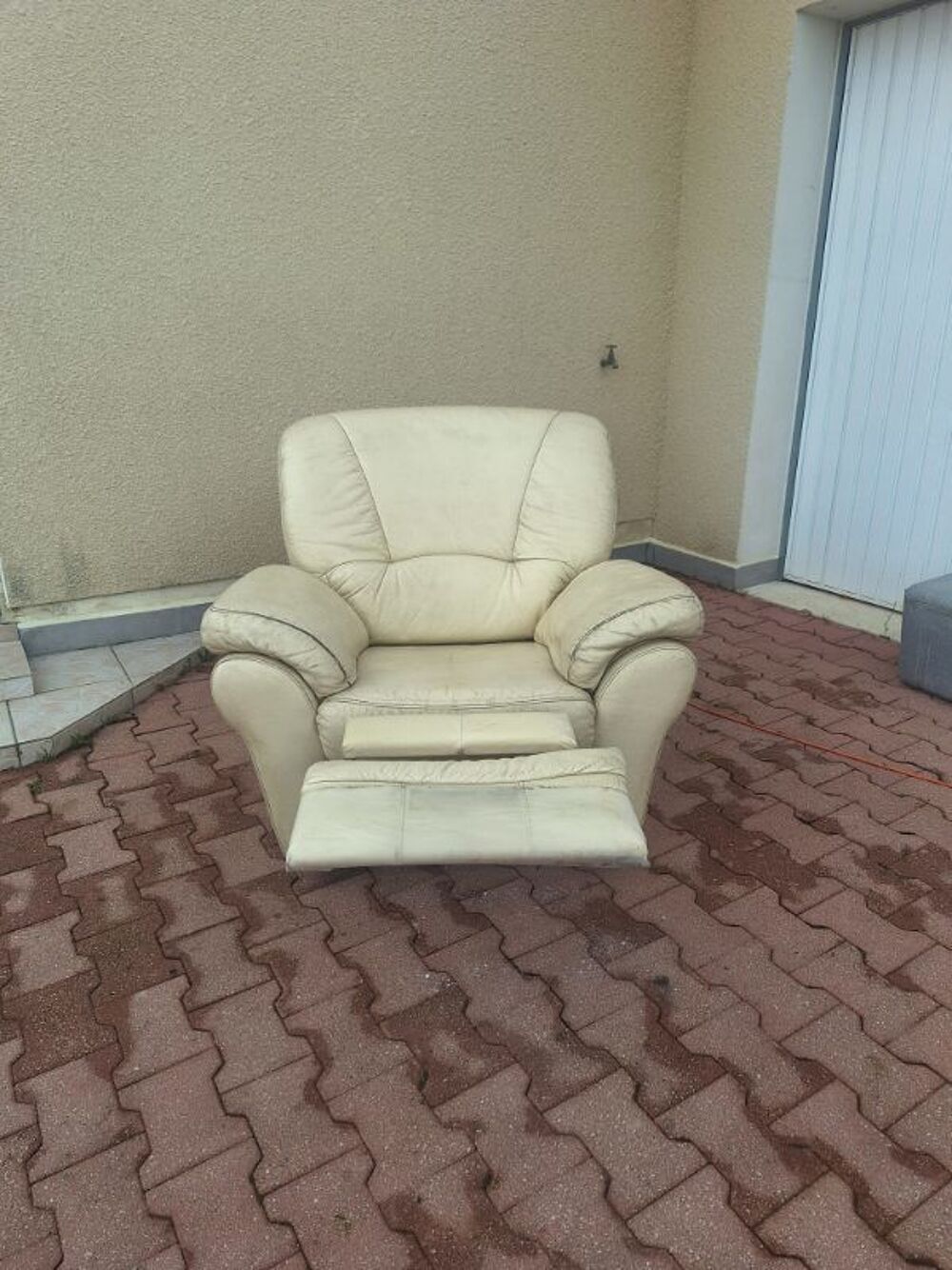 fauteuil cuir blanc design Meubles