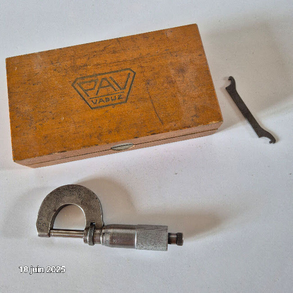 Microm&egrave;tre, palmer Pav Vaduz steinmayer ancien avec sa bo&icirc;te 