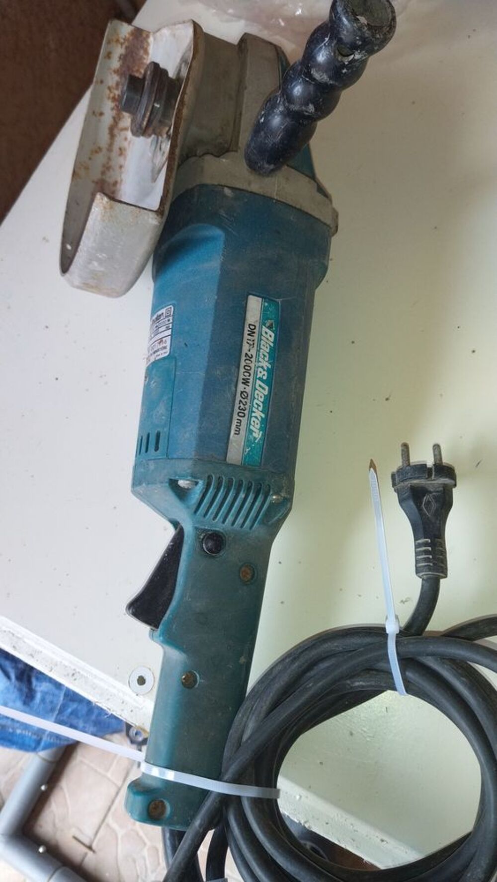 MEULEUSE BLACK ET DECKER Bricolage