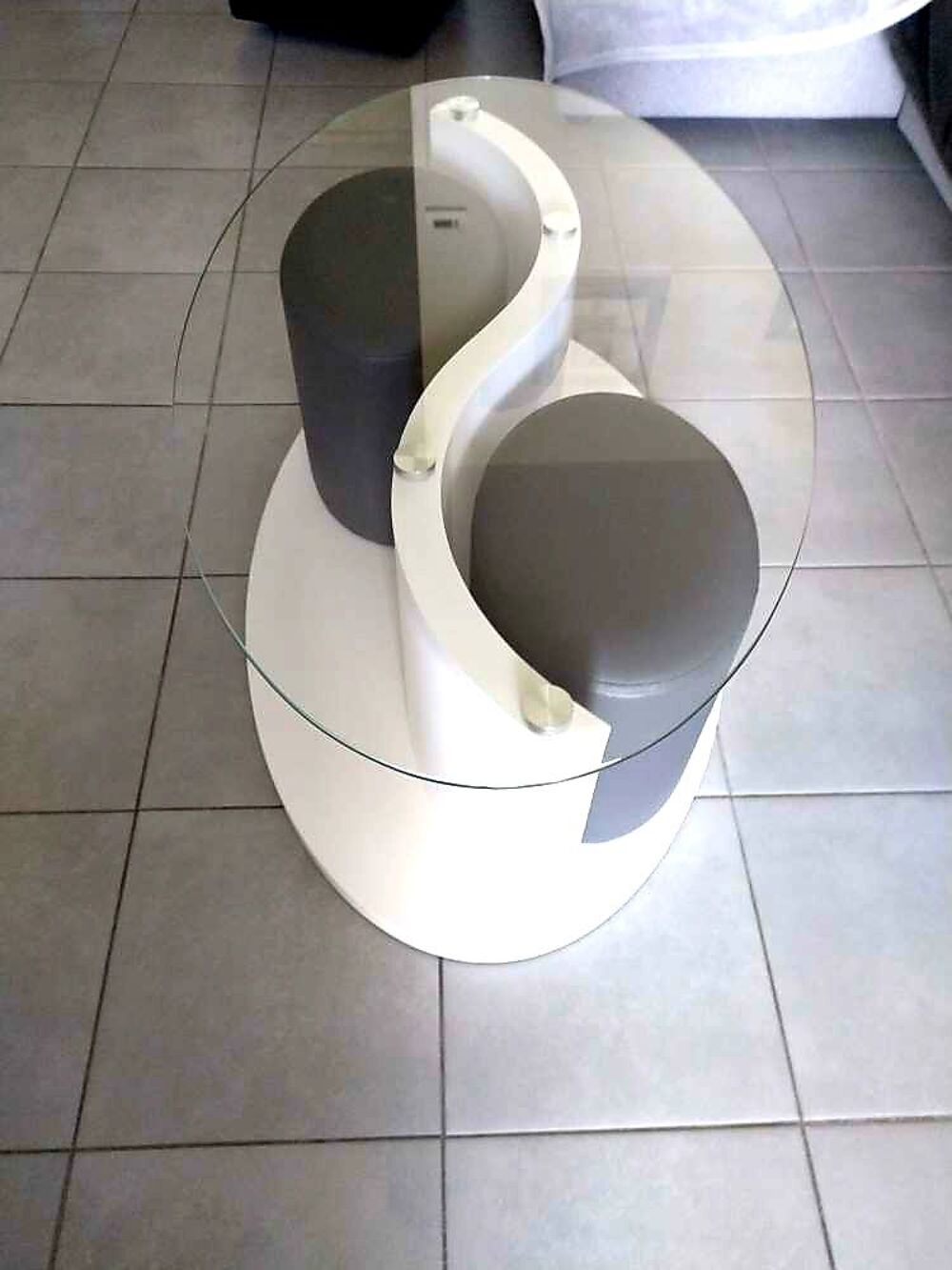Table basse avec poufs Meubles