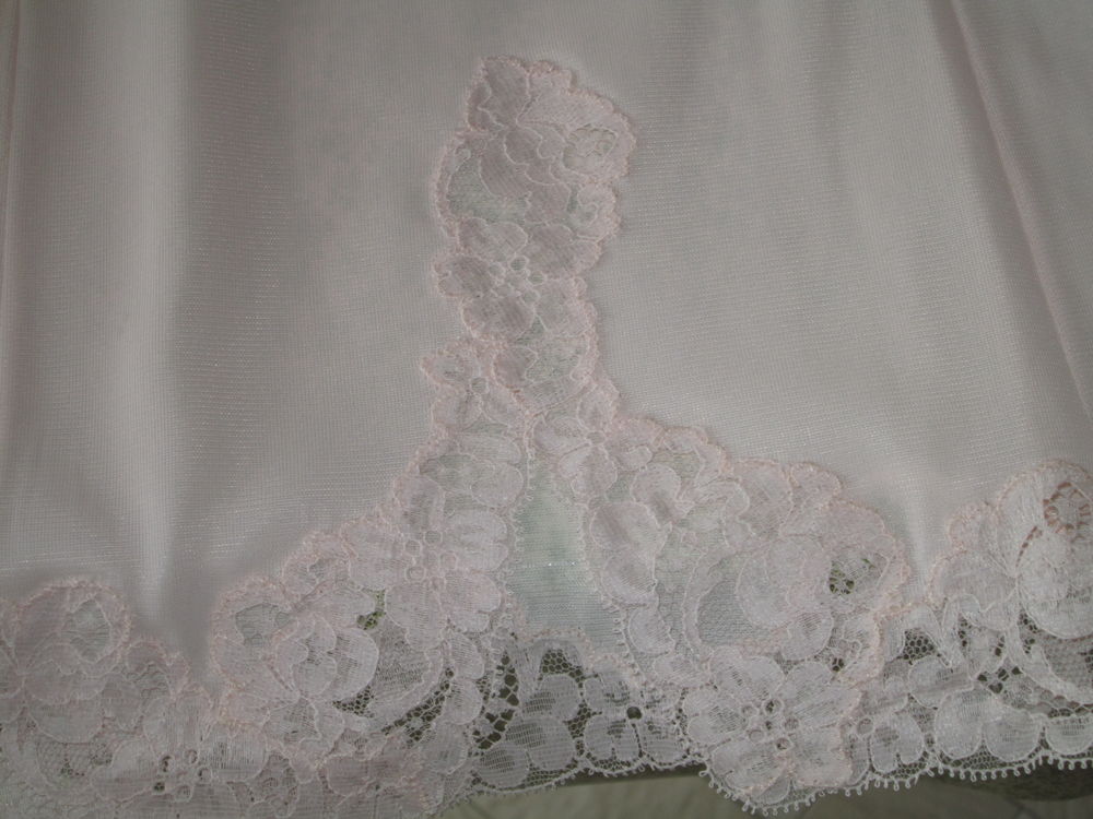 Achetez fonds de robe neuf revente cadeau annonce vente