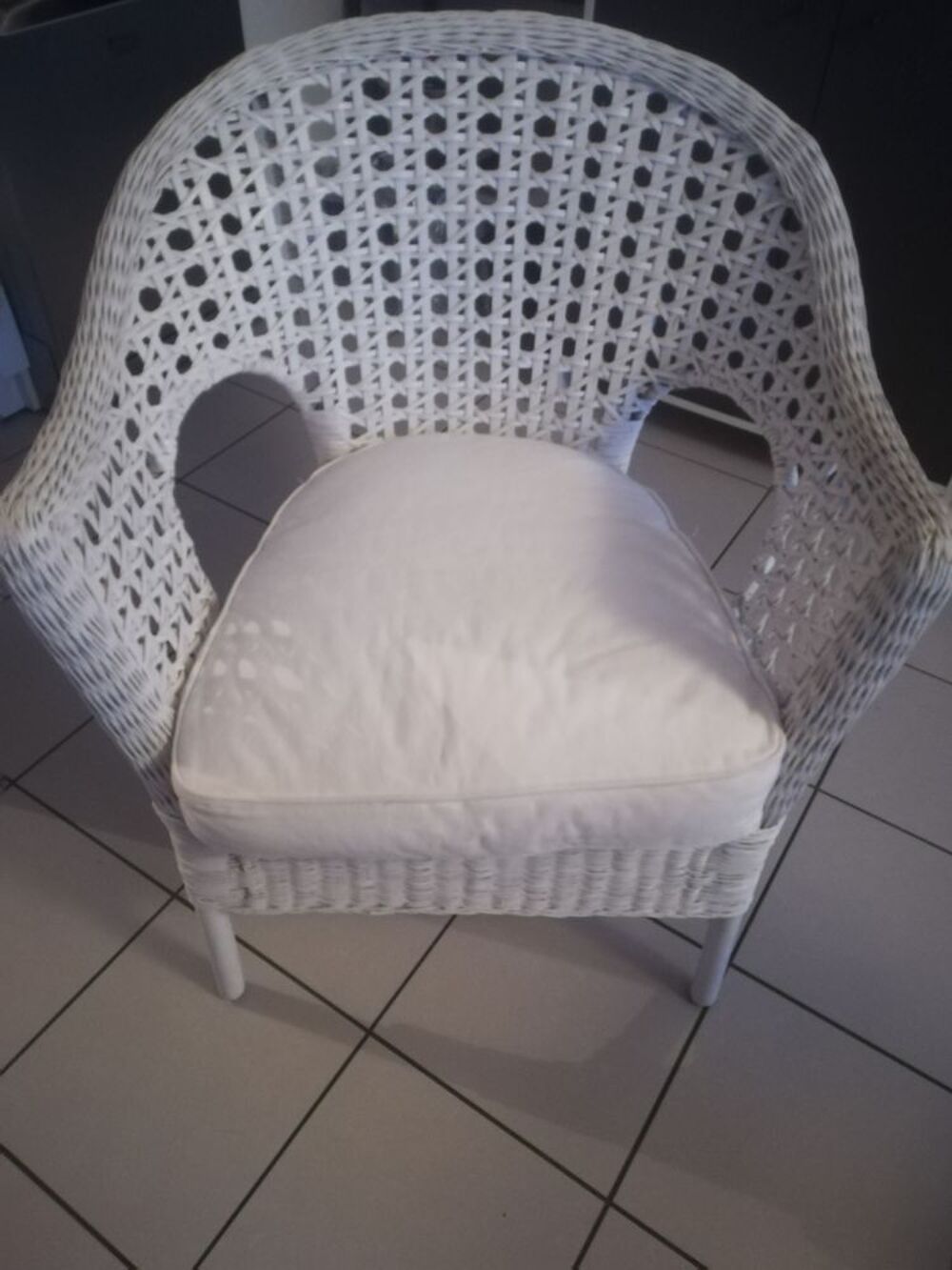 fauteuil en osier blanc Meubles