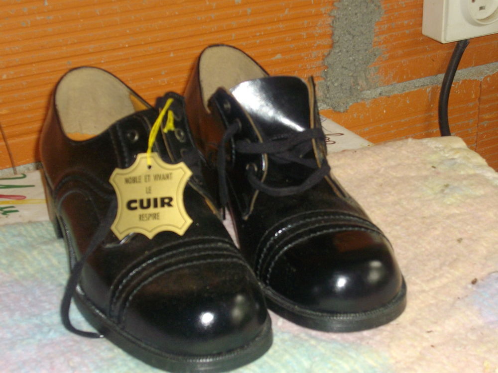 CHAUSSURES HOMMES EN CUIR Chaussures