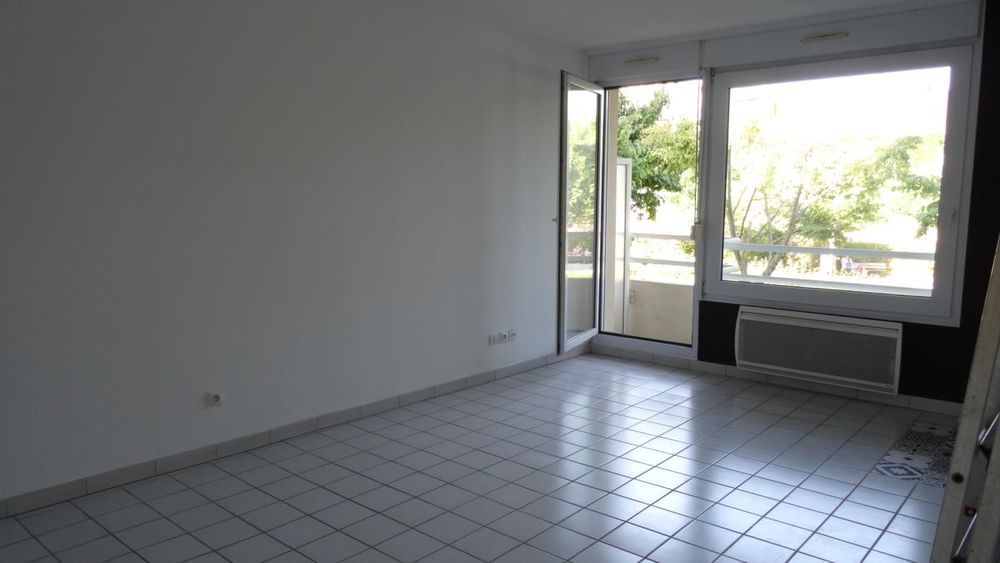 Location Appartement Studio en centre ville Reims