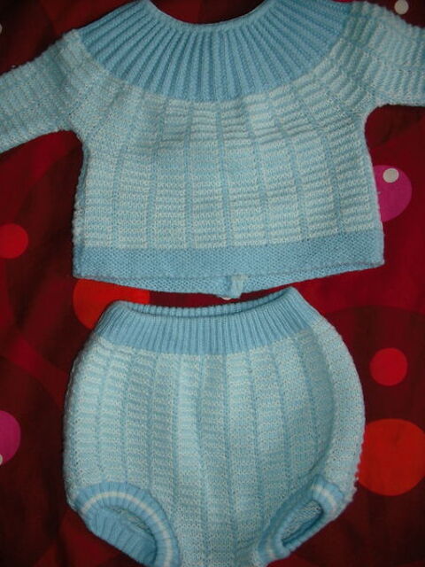 ensemble b�b� bleu  2 euro 2 Cramont (80)