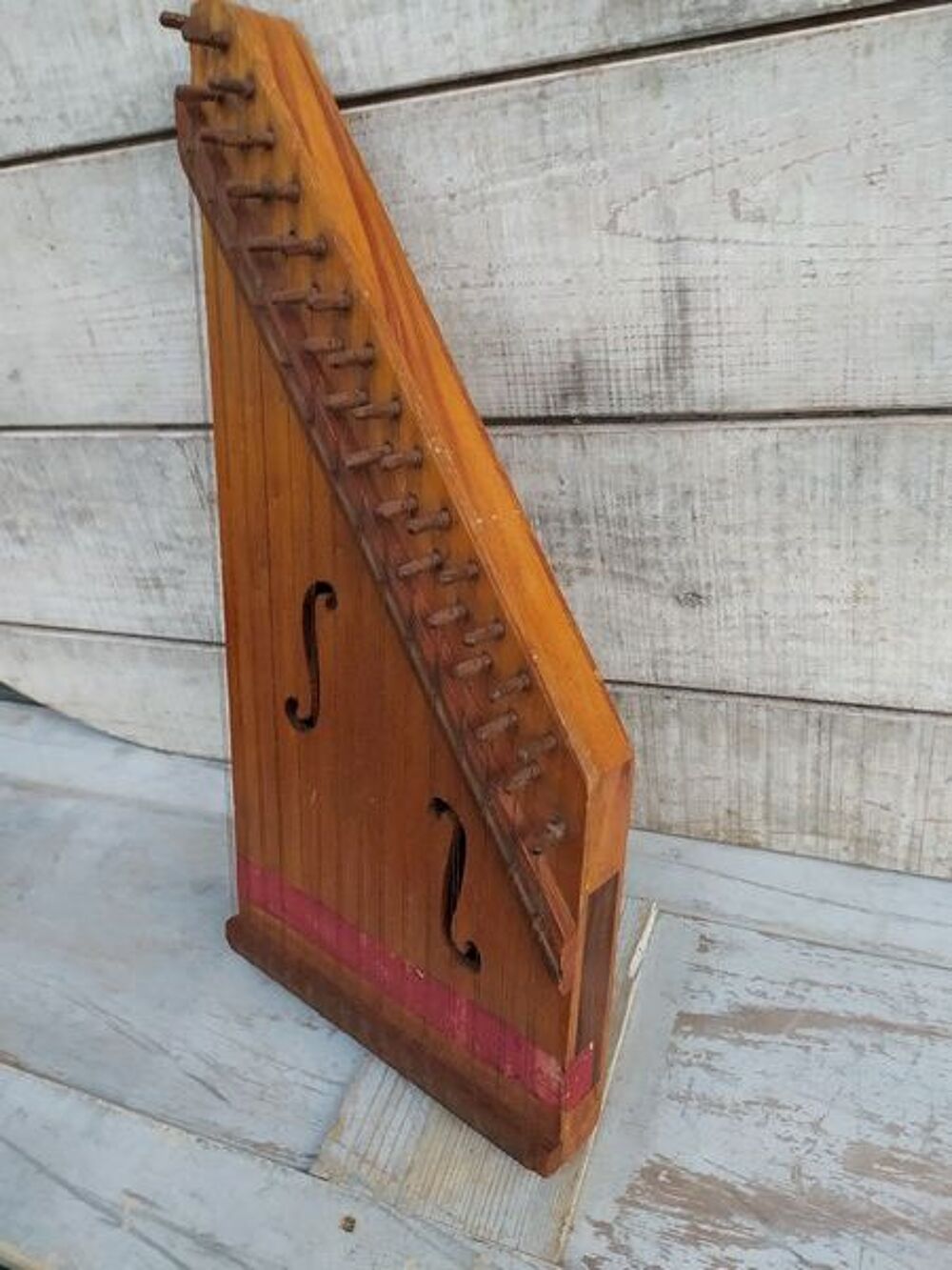 Ancienne Cithare en Bois &agrave; 30 Cordes D&eacute;but XX&egrave;me. Instruments de musique