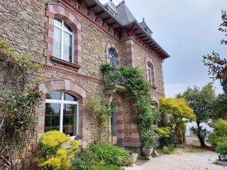  Propriété/château à vendre 11 pièces 230 m²