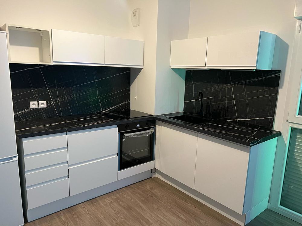 Ensemble cuisine sans &eacute;lectrom&eacute;nager Meubles
