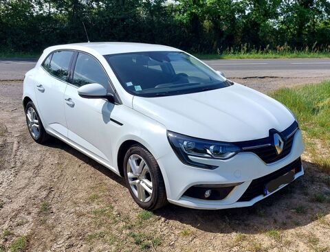 Renault megane iv M&eacute;gane IV Berline dCi 110 Energy 