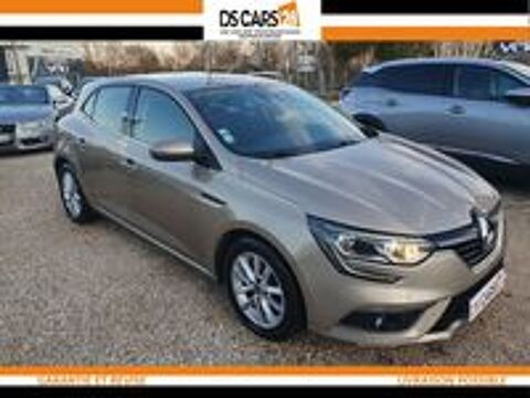 Megane IV Mégane IV Berline TCe 130 Energy Zen 2015 occasion 28000 Chartres