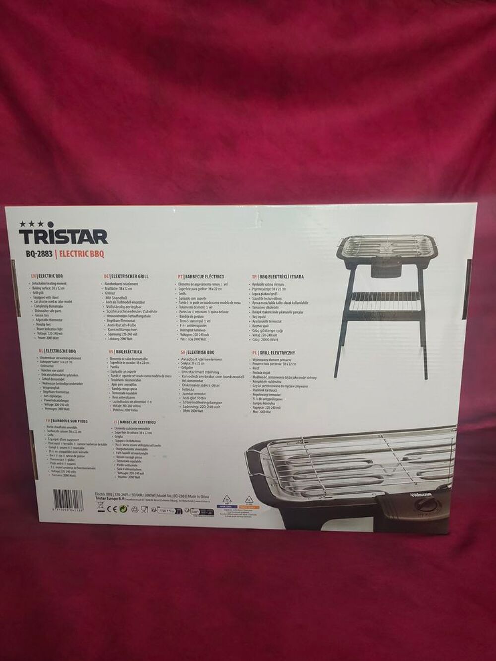 Barbecue tristar sur pieds neuf jamais d&eacute;ball&eacute; Electroménager