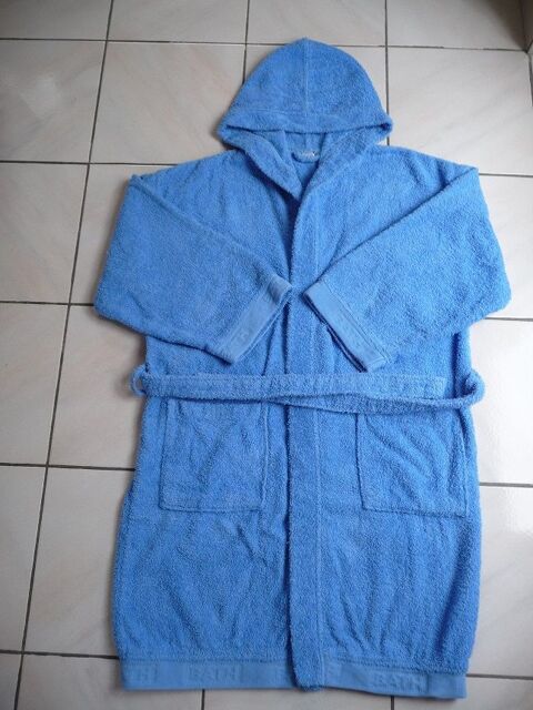 Peignoir Bleu Océan avec capuche taille 38-40 12 Celles-sur-Belle (79)