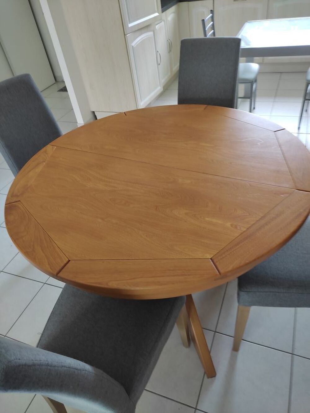 MEUBLE TABLES CHAISES Cuisine