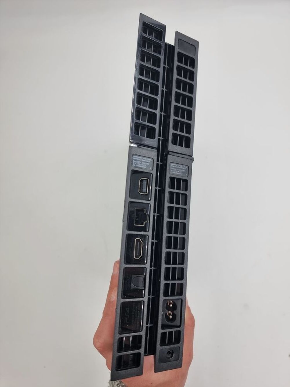 Console Playstation 4 CUH-116A 500Go avec c&acirc;ble HDMI + alim Consoles et jeux vidéos