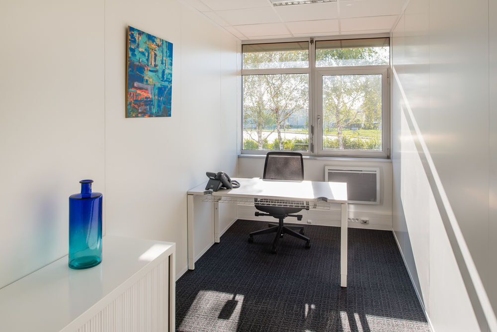   Espace de bureau tout compris pour vous-même et votre équipe à Orly Orlytech Paray-vieille-poste