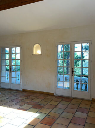  Maison à louer 6 pièces 209 m² Tourrettes-sur-loup