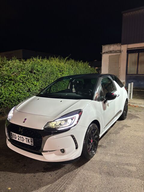 Citroën DS3 DS 3 BlueHDi 100 S&S BVM Ines de la Fressange 2017 occasion Auxerre 89000
