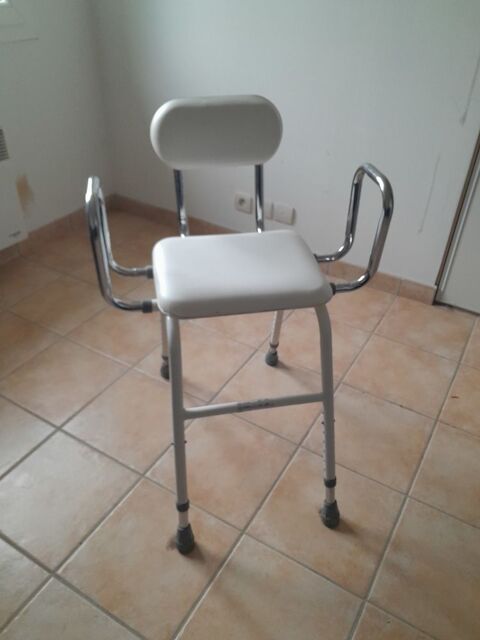 CHAISE HAUTE POUR ADULTE 50 Cuisery (71)