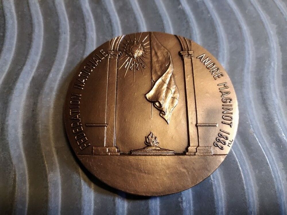 M&eacute;daille Bronze Andr&eacute; Maginot 1877-1932 Leognany 