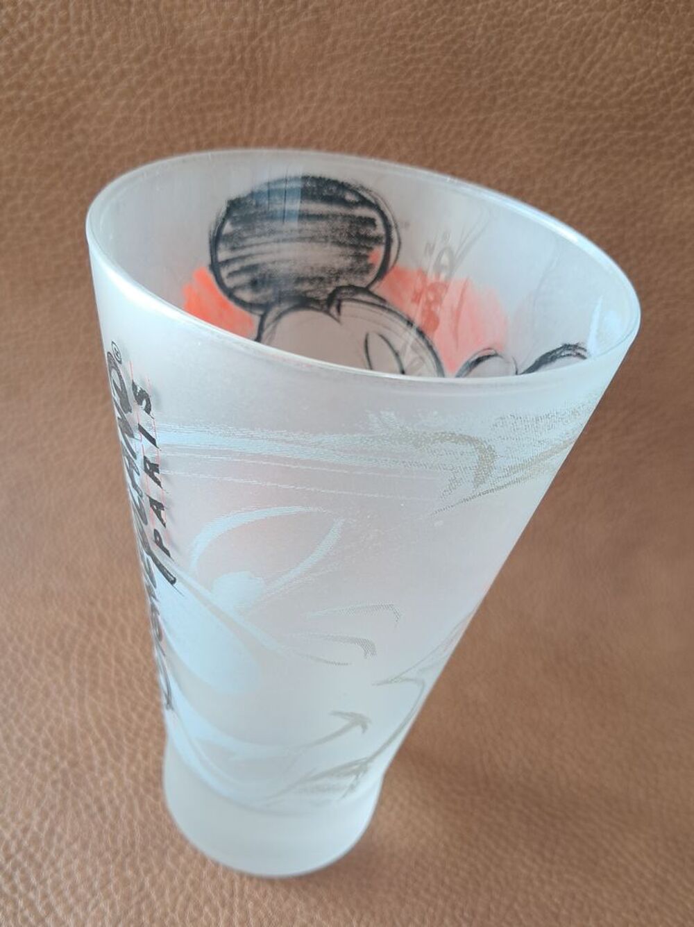 verre opacifi&eacute; Disney disneyland paris Mickey en esquisse 