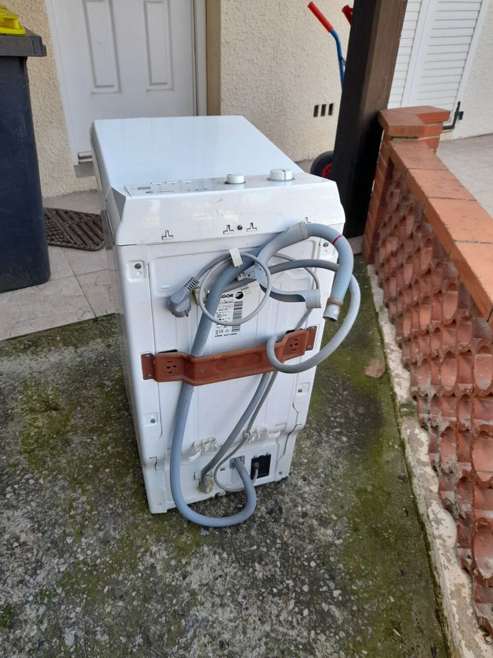 Machine &agrave; laver le linge Electroménager