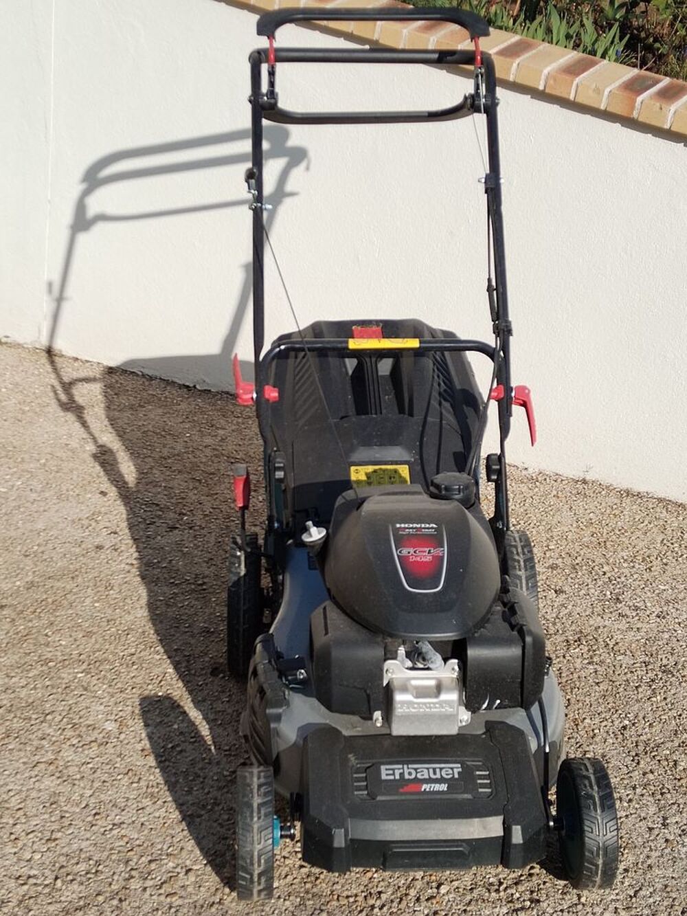 Tondeuse thermique Eurbauer servi quelques heures Bricolage