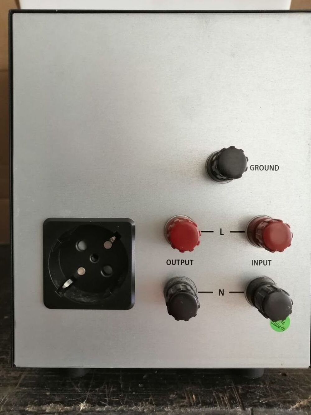 Regulateur automatique de tension Bricolage