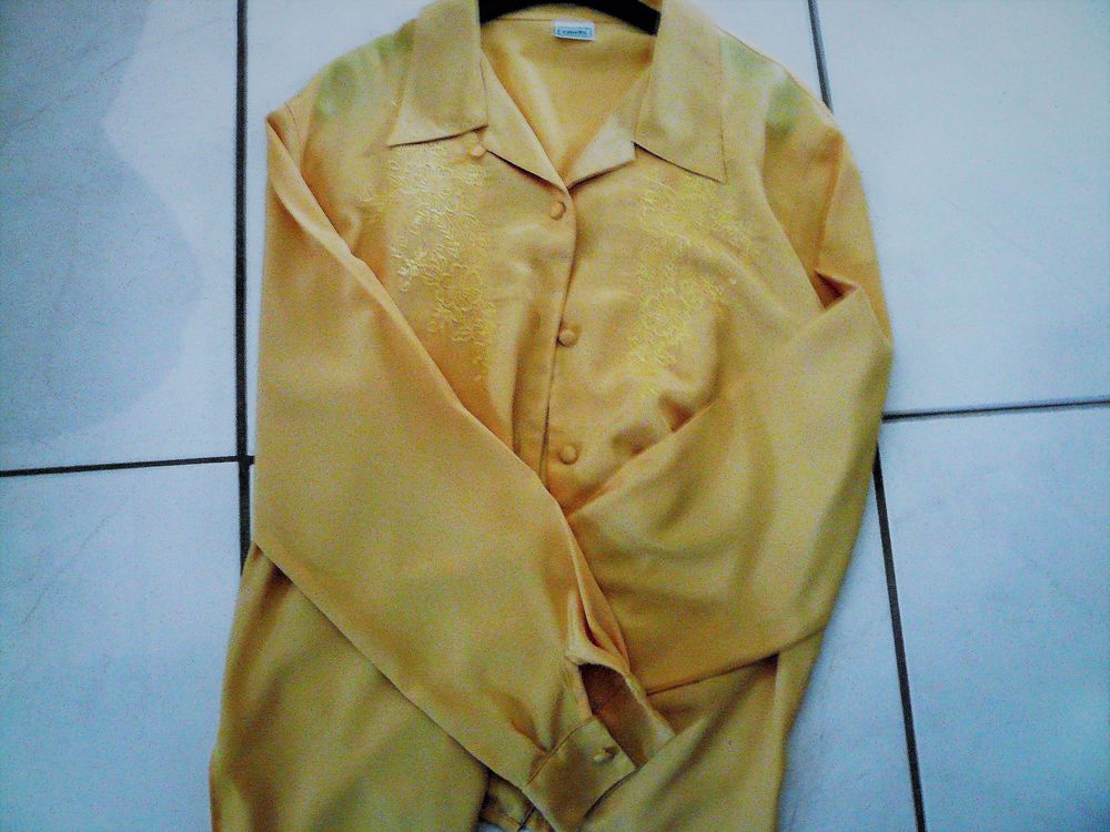 Chemisier jaune femme T 42 C&amp;A Vêtements