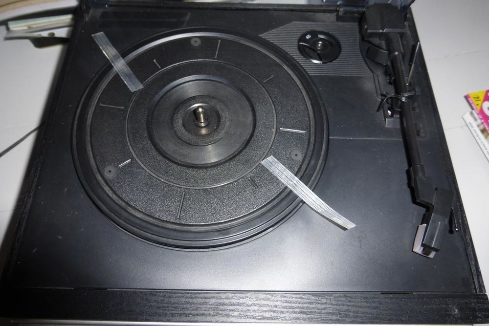 RADIO CD VYNILE RECORDING USB - BLUETOOTH
Audio et hifi