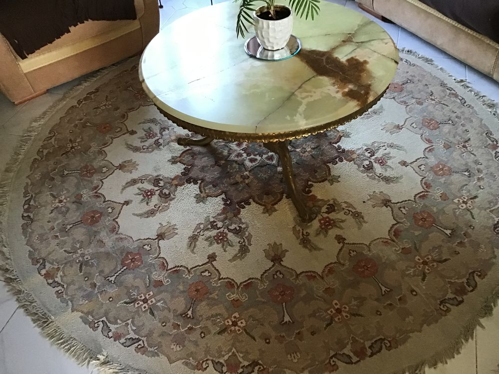 cherche tapis de salon rond, diam&egrave;tre 160 cm Décoration
