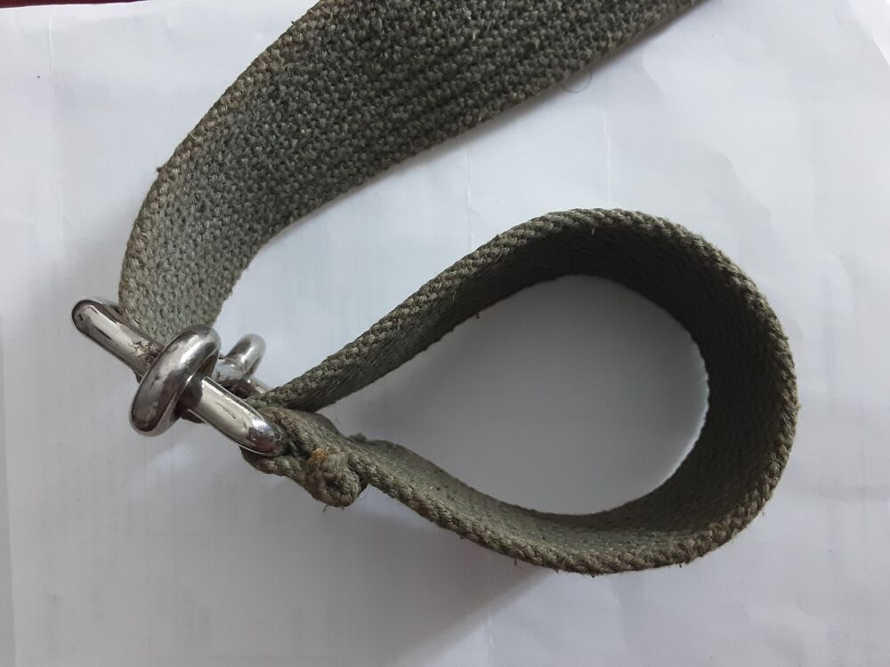 sangle militaire vert kaki L=1,80m 