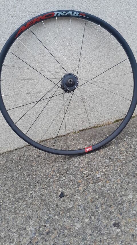 roue avant 27.5 frein a disque ''aero trail EVO 20 Marignane (13)