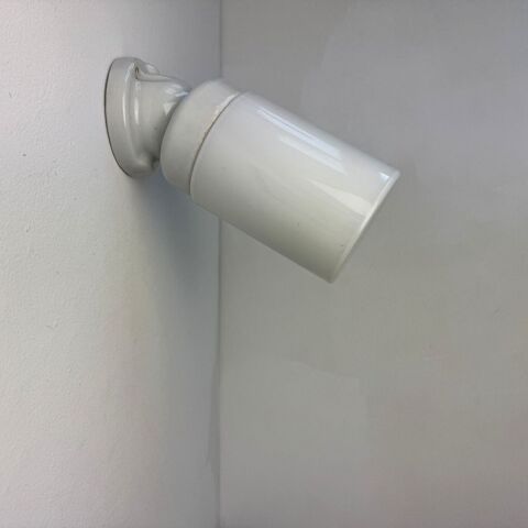 APPLIQUE ANCIENNE EN CERAMIQUE & OPALINE VINTAGE
140 Montreuil (93)