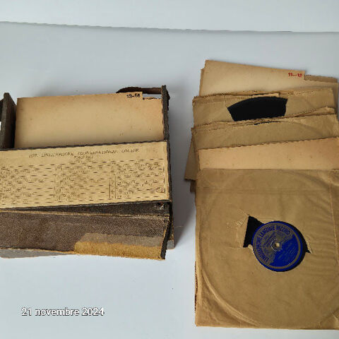 Coffret linguaphone Anglais 1930/1940 30 Saumur (49)