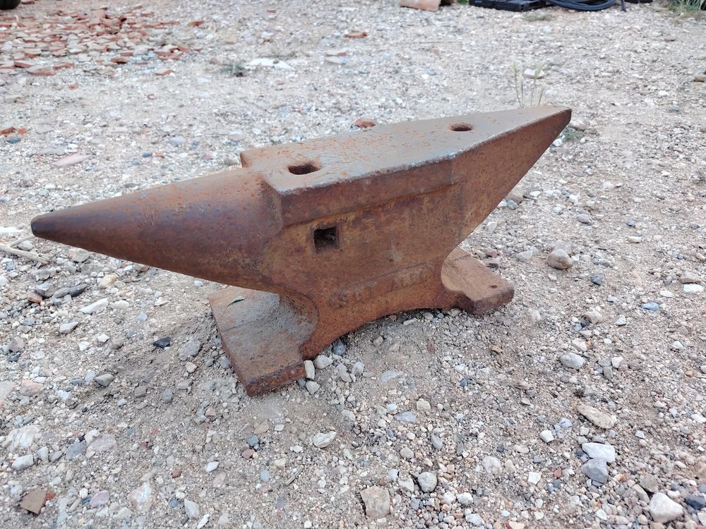 Enclume saut du tarn albi 42 kg Bricolage