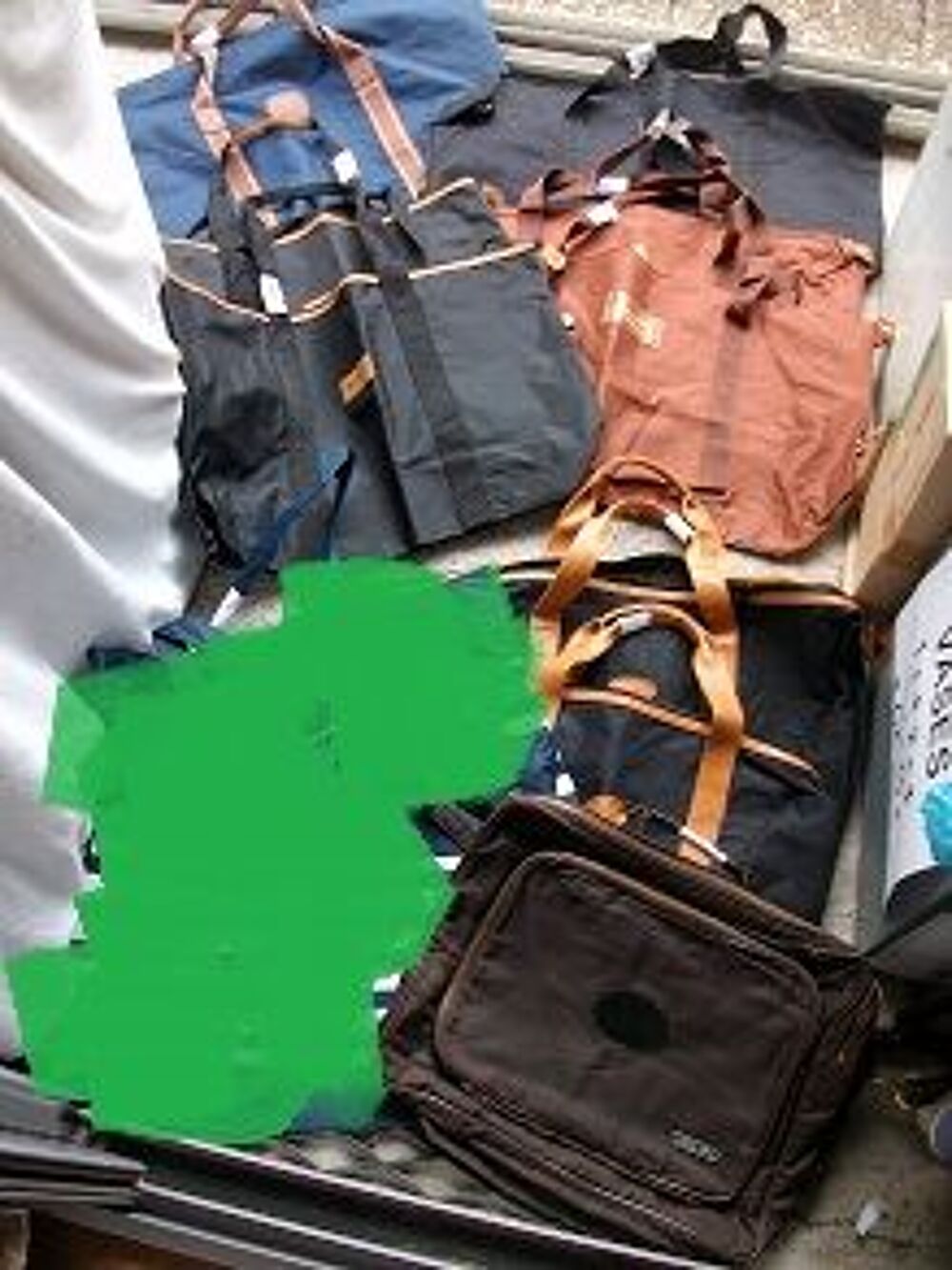Sacs Shopping et Bagages &agrave; MAINS -Neufs Maroquinerie