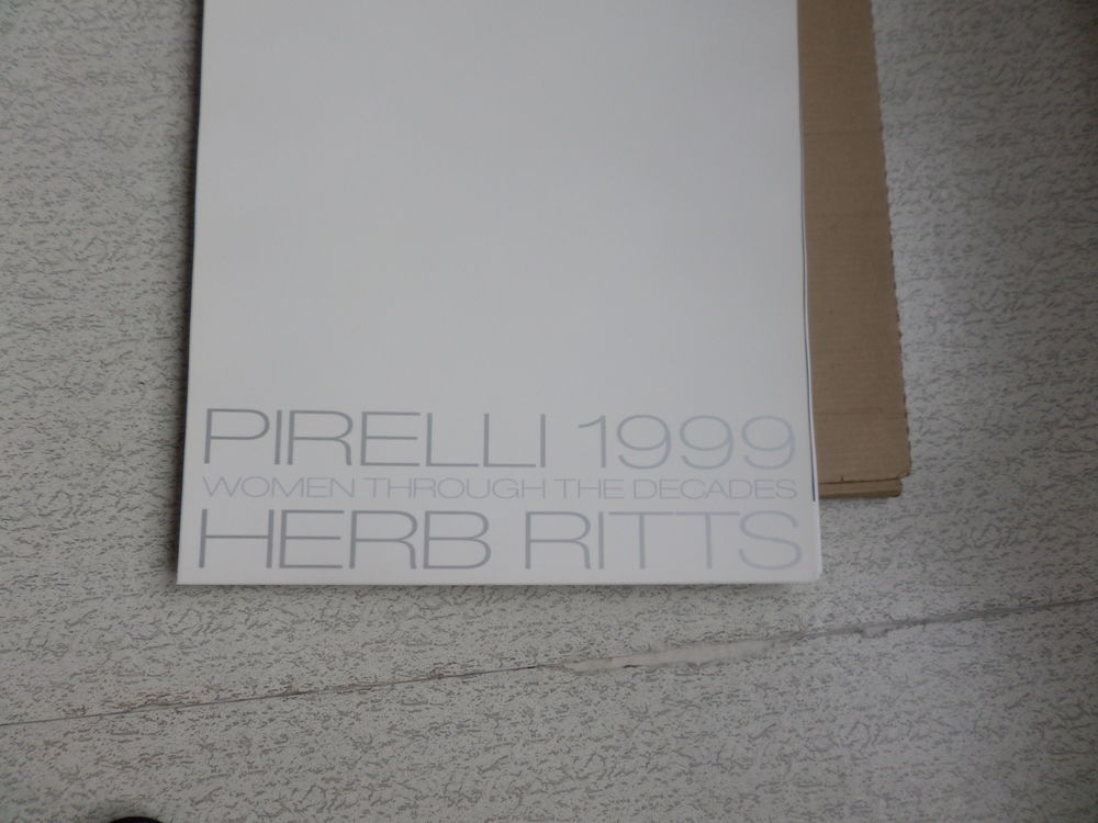 Calendrier Pirelli 1999 par Herb Ritts neuf ( rare ) 