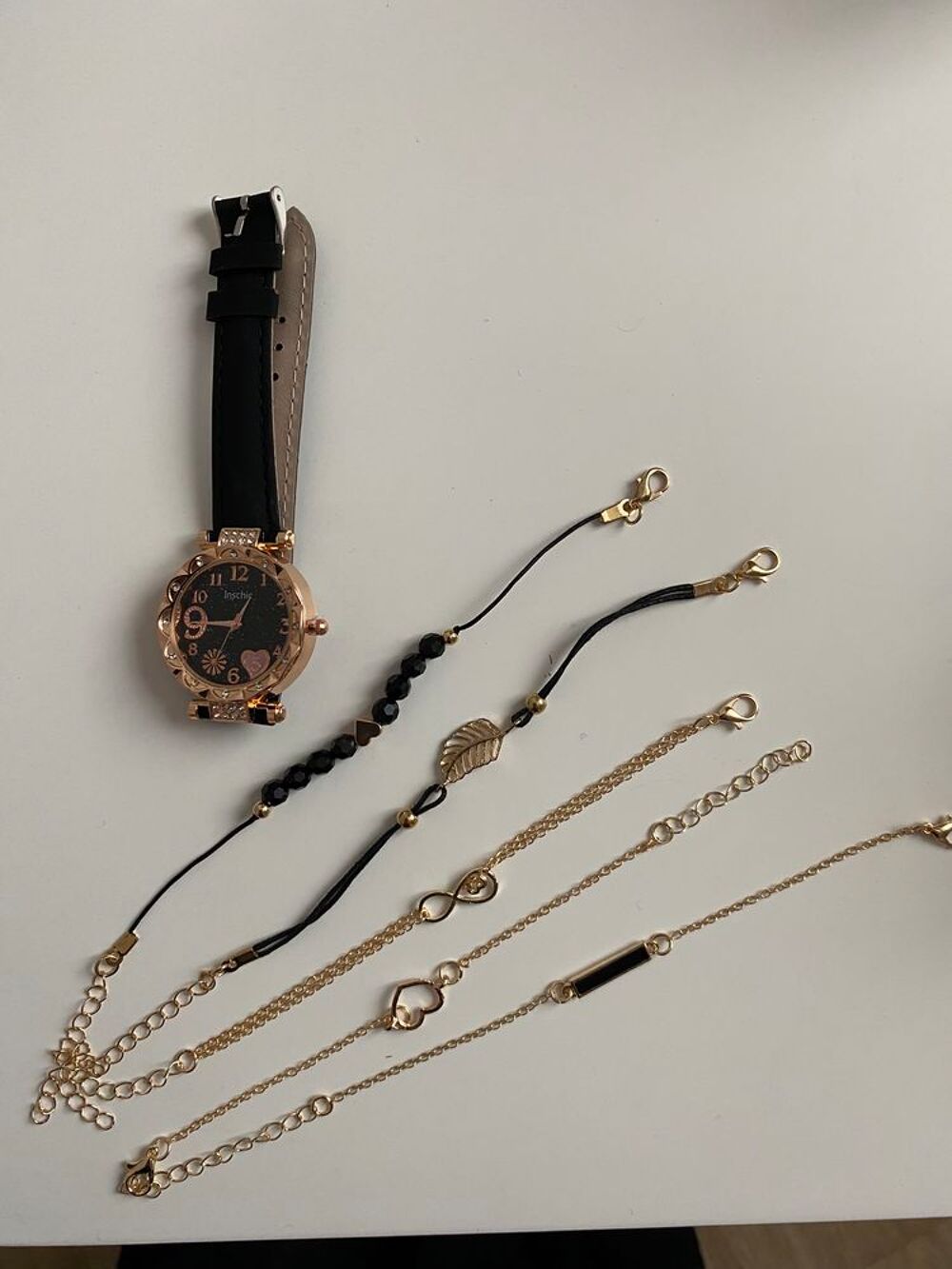 ?ensemble montre? Bijoux et montres