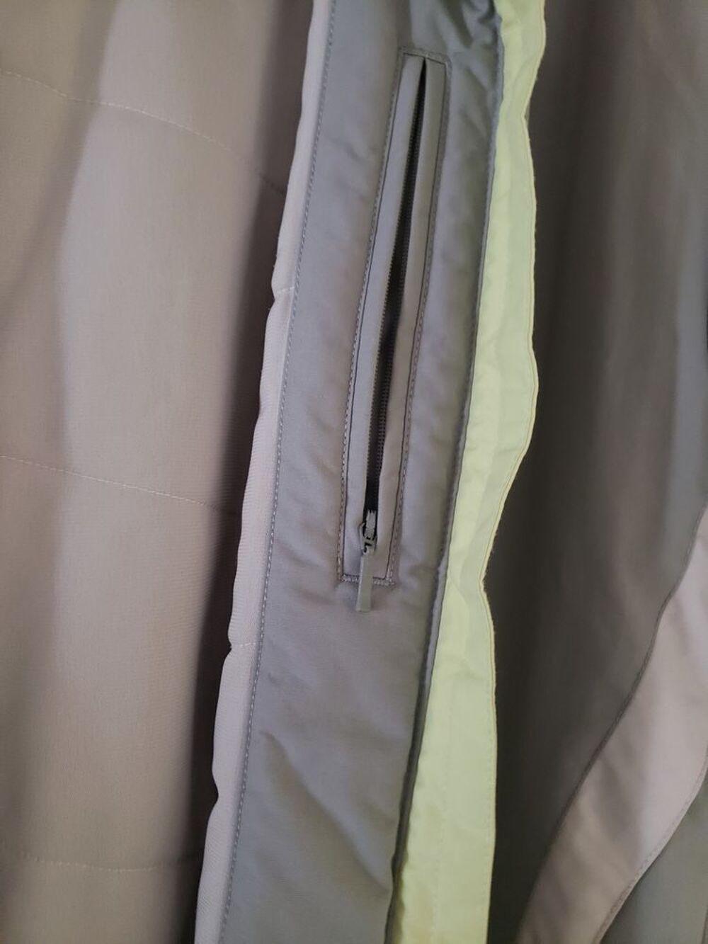 Veste sport T 44 Vêtements