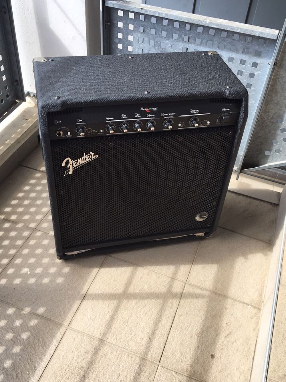 AMPLI BASSMAN FENDER 100W Audio et hifi
