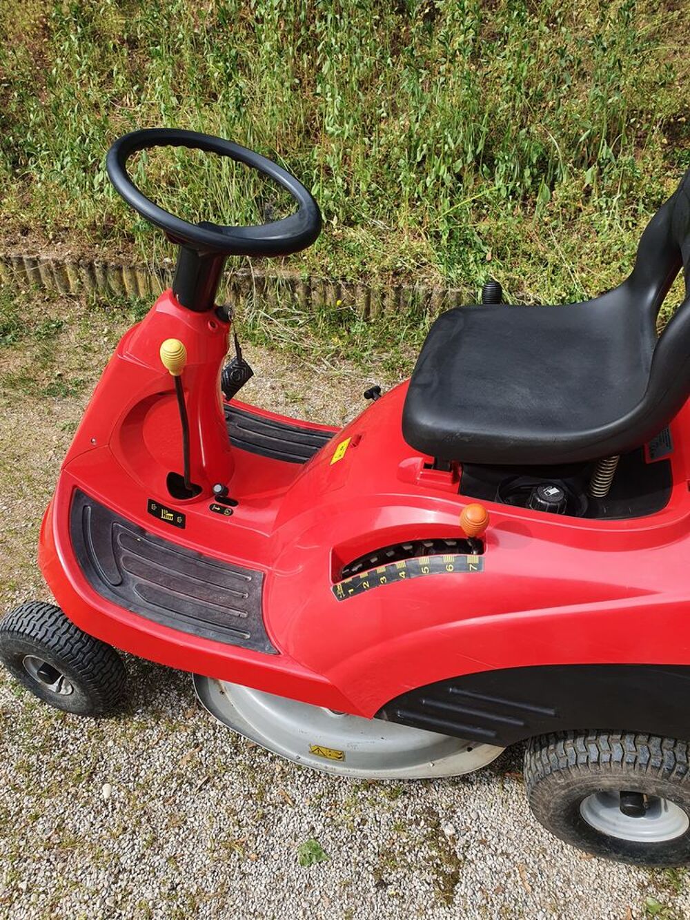 TRACTEUR TONDEUSE HONDA 1211 Jardin