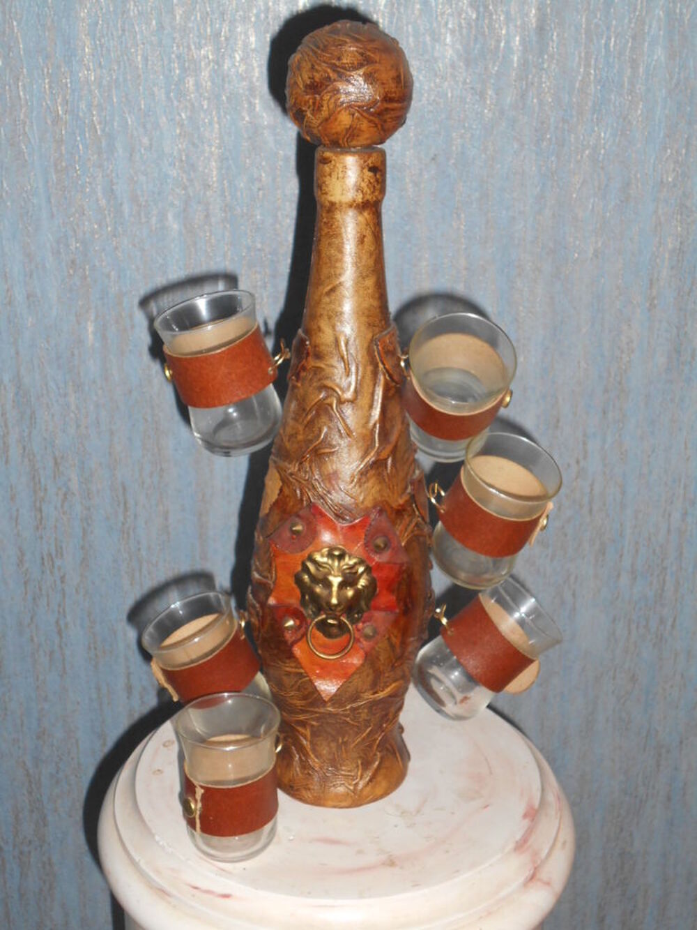 BOUTEILLE avec 6 verres Décoration