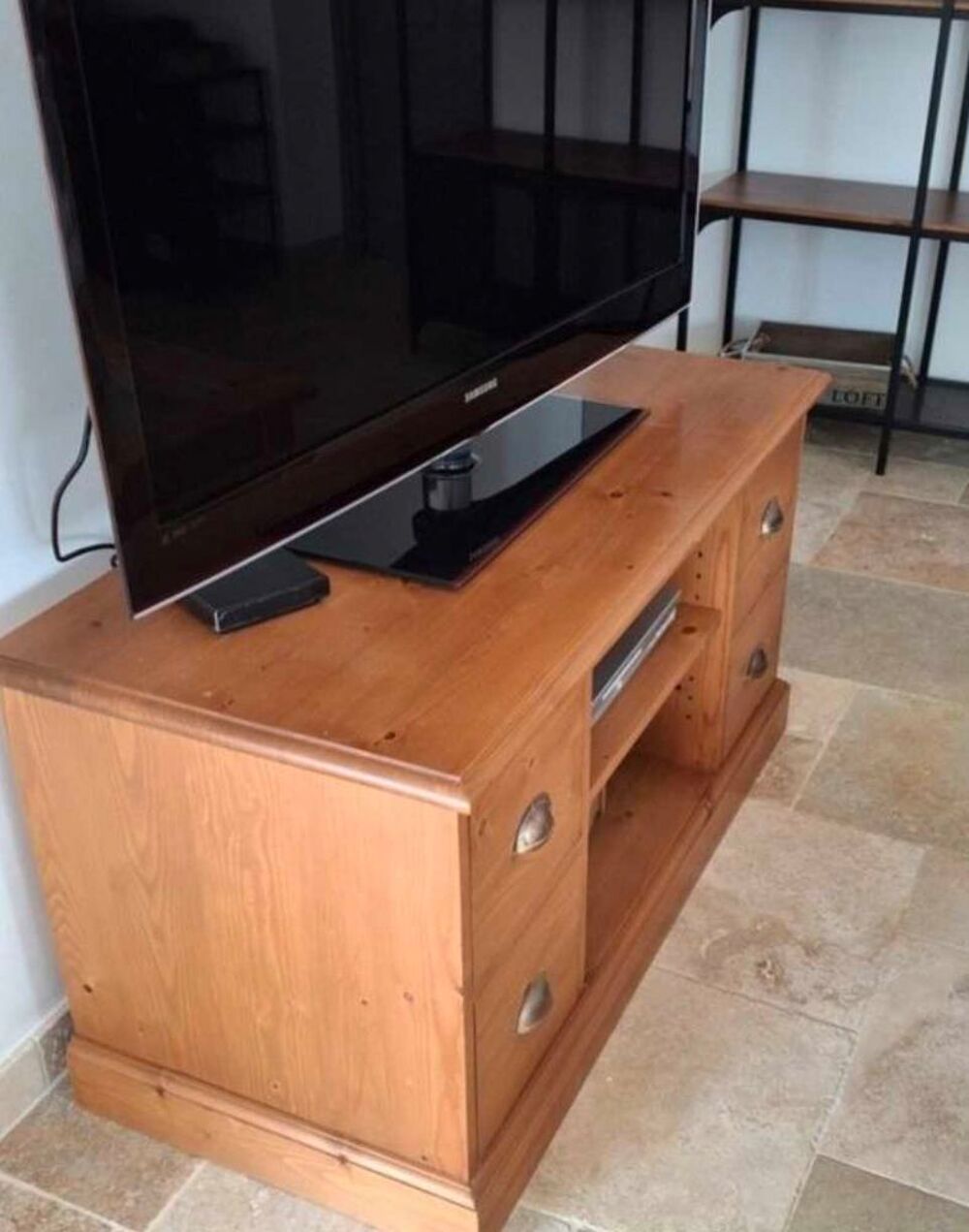 Meuble t&eacute;l&eacute;vision interior's tr&egrave;s bon &eacute;tat Meubles