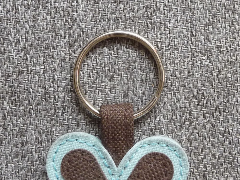 Porte Cl&eacute;s en Tissu Marron et Bleu Turquoise avec son Anneau Bijoux et montres